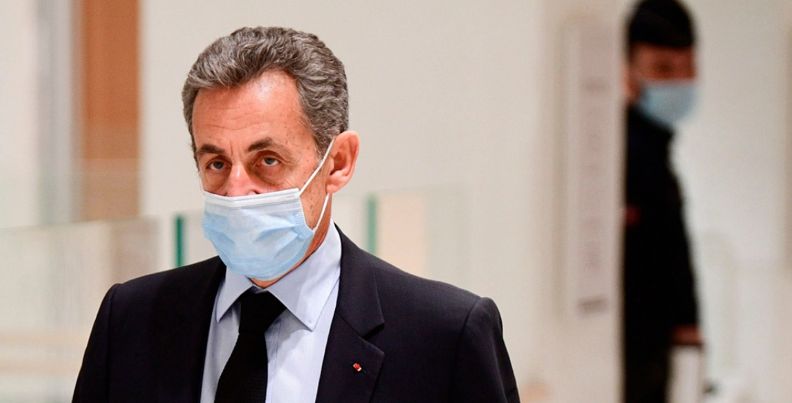 Otorgan 6 meses de cárcel a Sarkozy por financiación ilegal de campaña